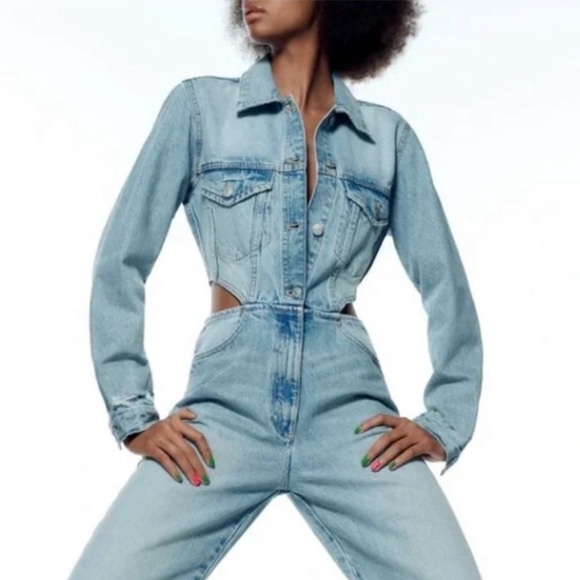 BLOGGERS FAV ZARA LIMITED EDITION CUT OUT SIDE DISTRESSED DENIM JUMPSUIT - Picture 1 of 8